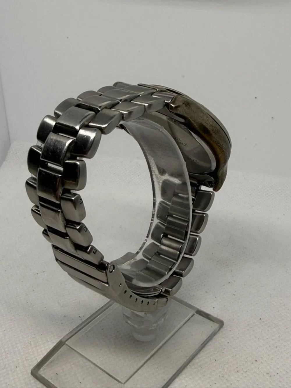 Armitron Men's SS Rotating Bezel Dark Grey Dial Day Date Bracelet Quartz Watch
